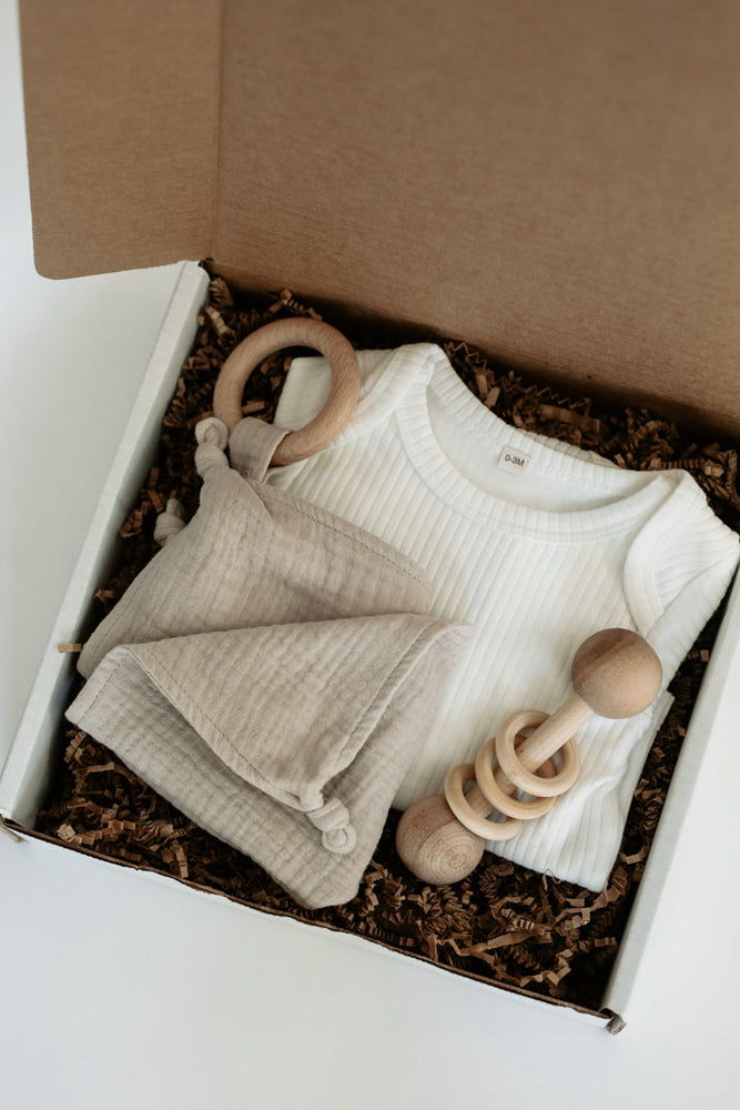 
                  
                    Neutral Small Gift Box
                  
                