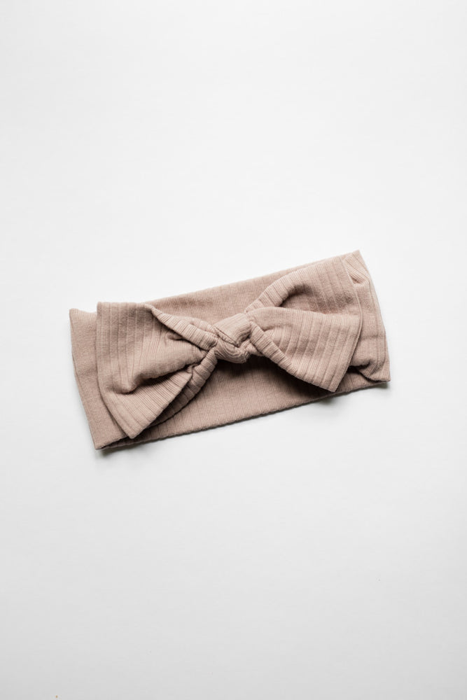 
                  
                    Ribbed Baby Bow Headband
                  
                